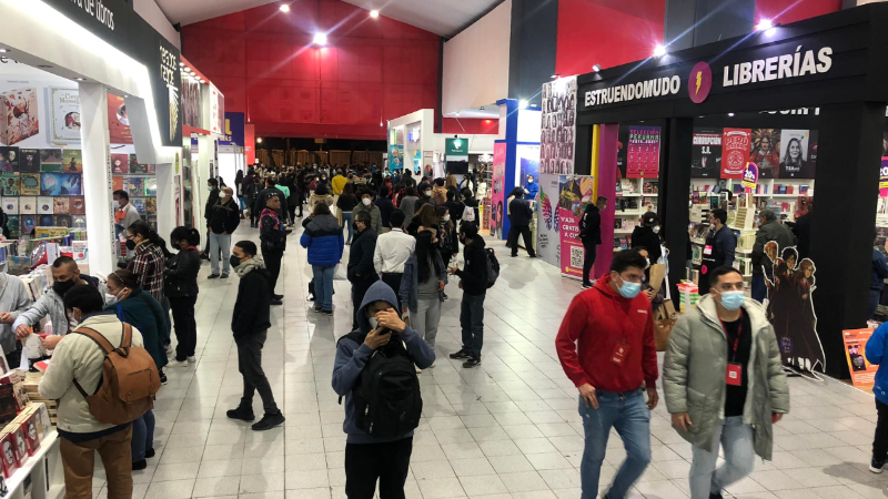 Más de 200 mil personas visitaron la Feria Internacional del Libro de Lima